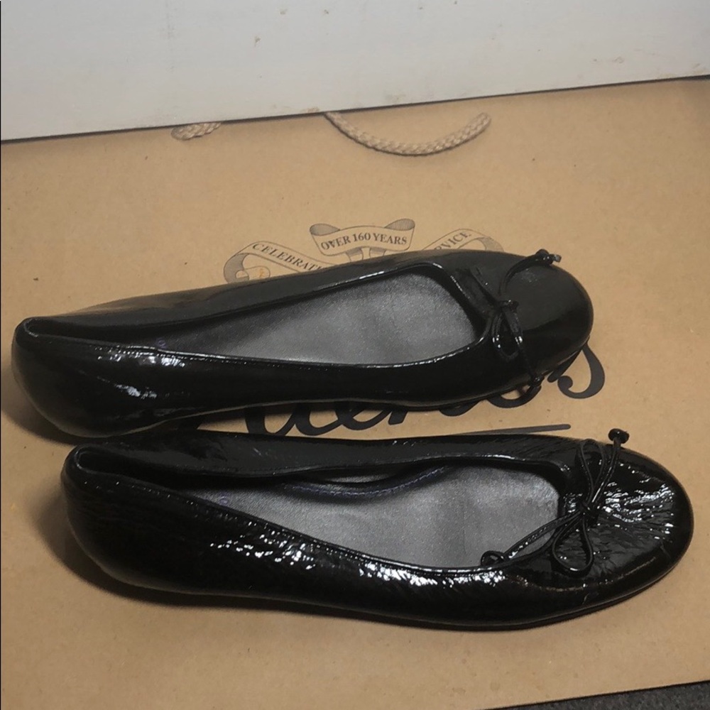 flats - Picture 5 of 5